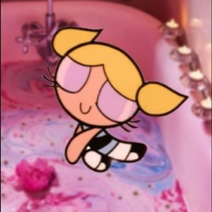 Meet your Posher, Alexandra